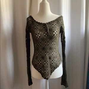 Boatneck/ off the shoulder top